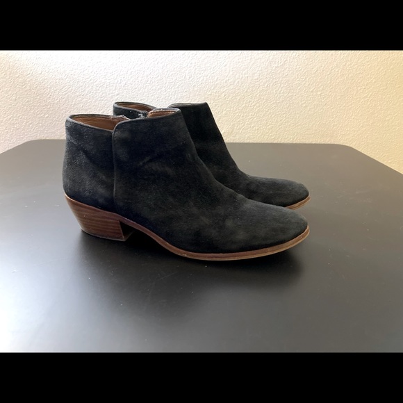 Sam Edelman Black Suede Petty Ankle Boot, size 7 - Picture 2 of 9